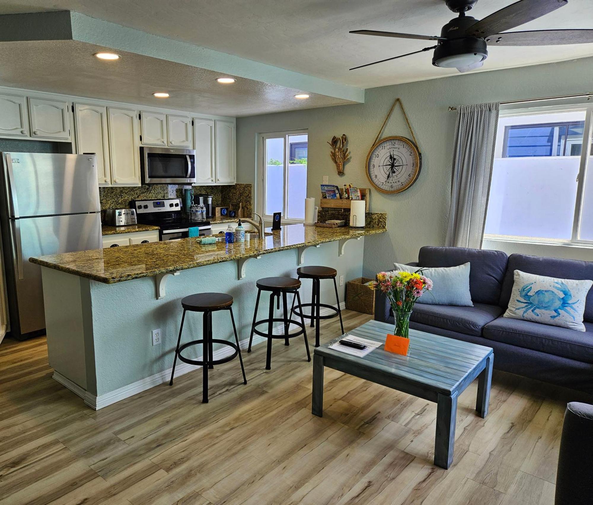 Luna Azul, Cozy Condo Only Steps To Mission Beach! Free Internet サンディエゴ エクステリア 写真